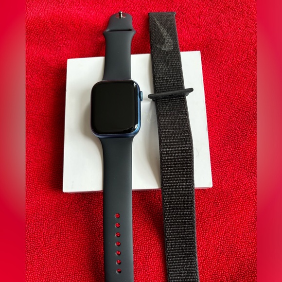 Apple Watch 7 45mm gps blue - Picture 2 of 5